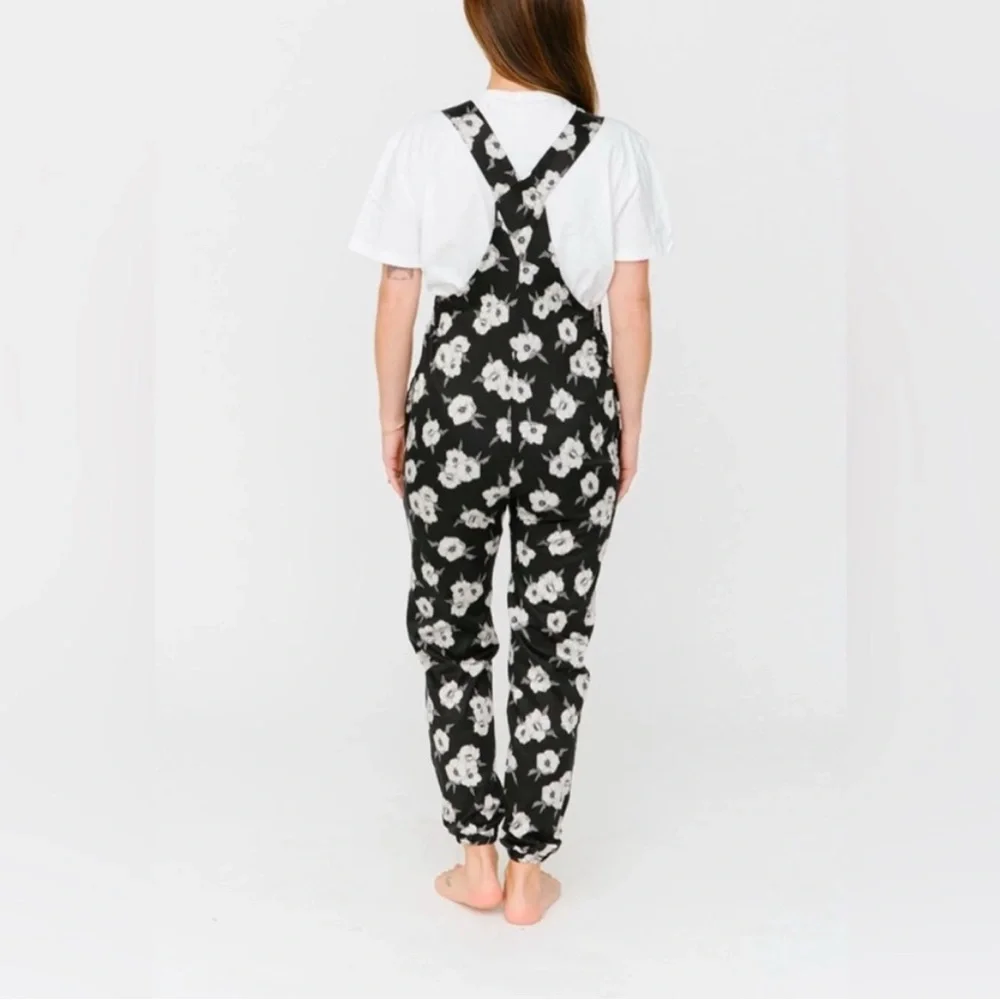 Smash + Tess The Rachel Romperalls in Midnight Bloom women’s size XS - Picture 2 of 11